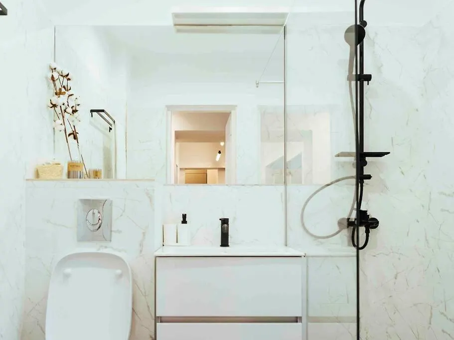 Bright 2Br Flat - Top Location - Amazing Balconies Bucharest Romania